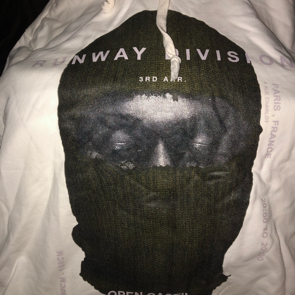 Ih Nom Uh Nit
printed 'runway division' sweatshirt